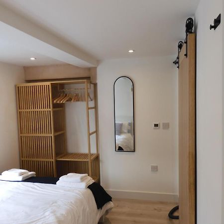 Fabulous Ground Floor Apt Adjacent To Beach ロスナイグル エクステリア 写真